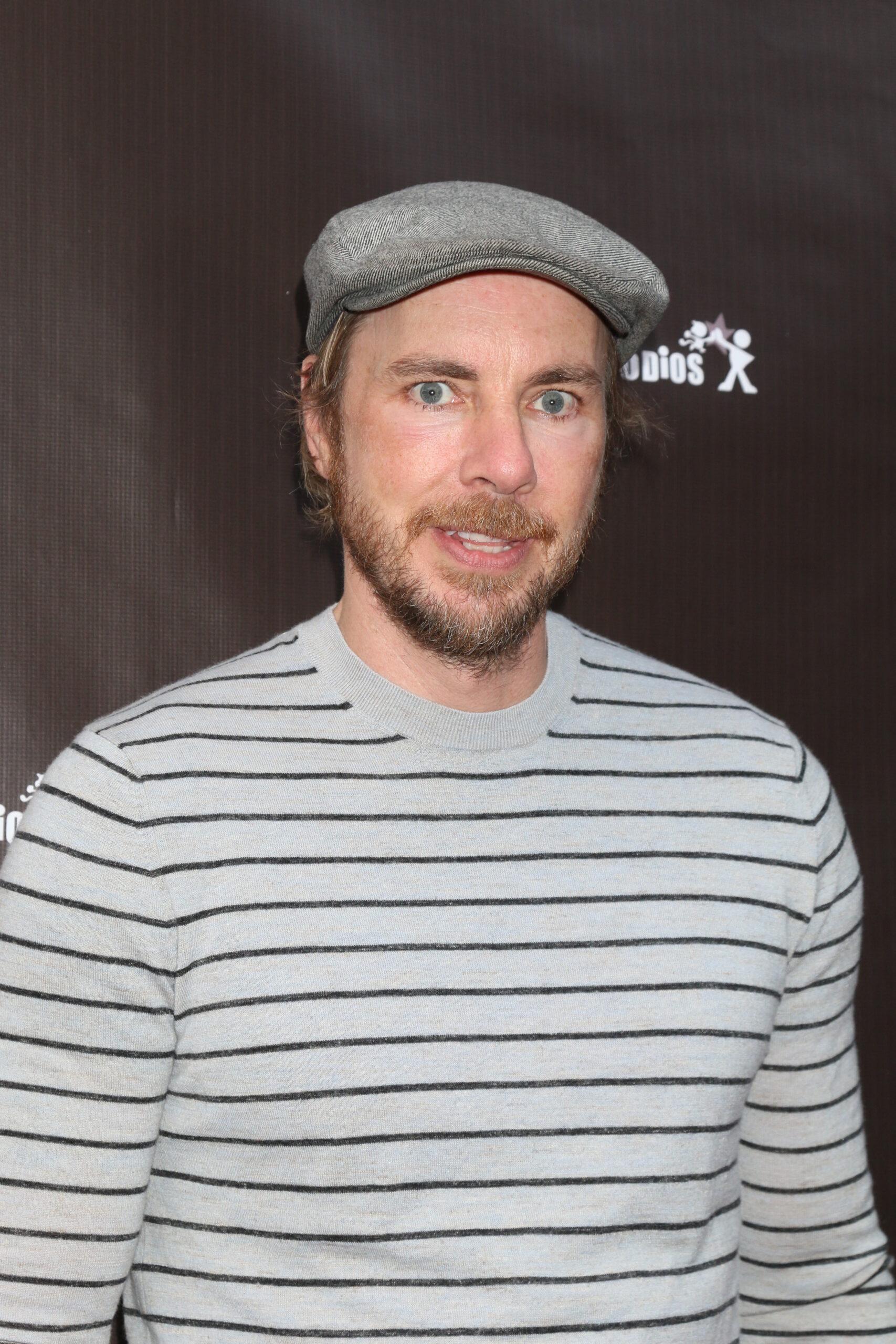 Dax Shepard at "Change country" Los Angeles Premiere - Los Angeles