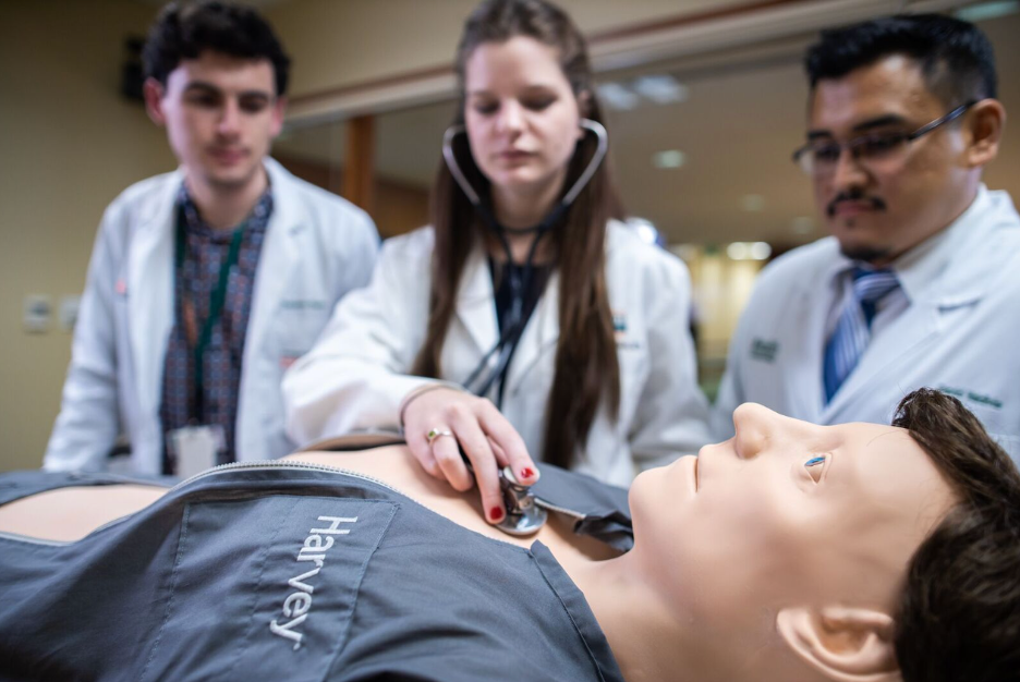 Medical Students at Gordon Center