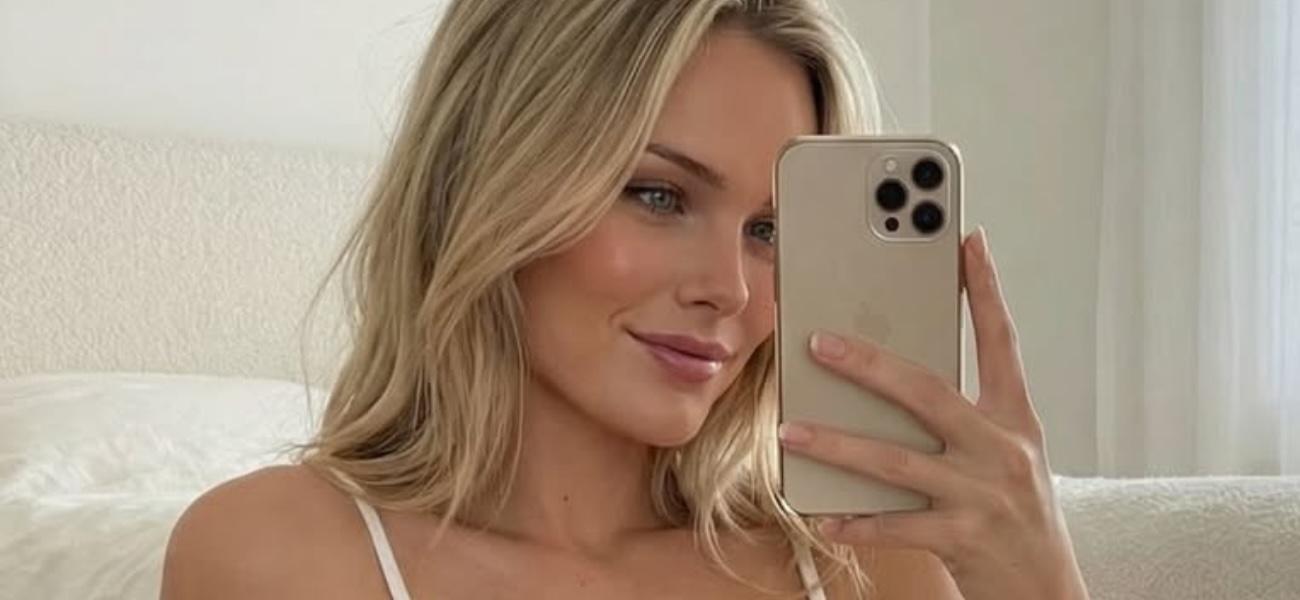 Deanna Ritter takes mirror selfie