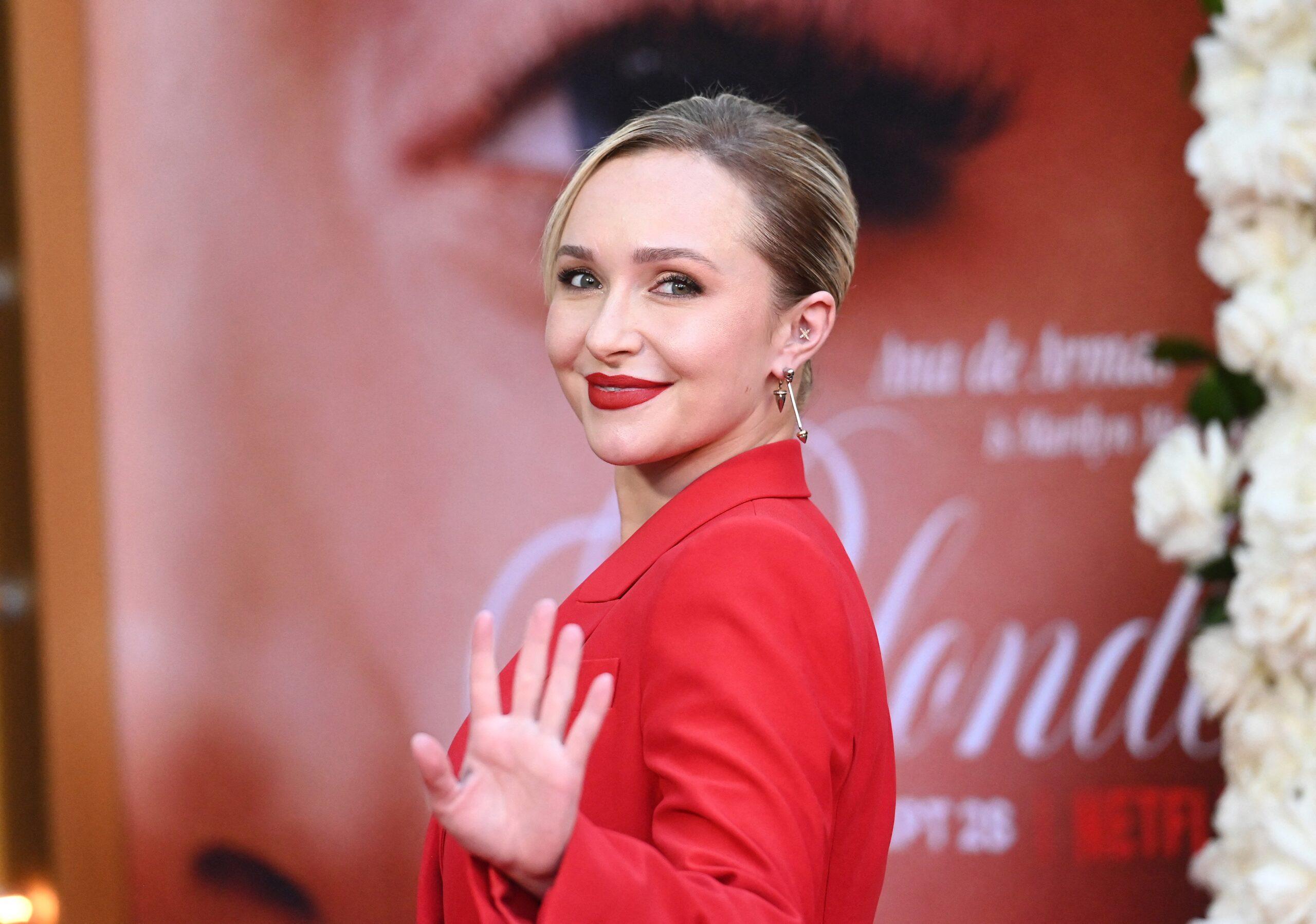 Hayden Panettiere na estreia de Blonde