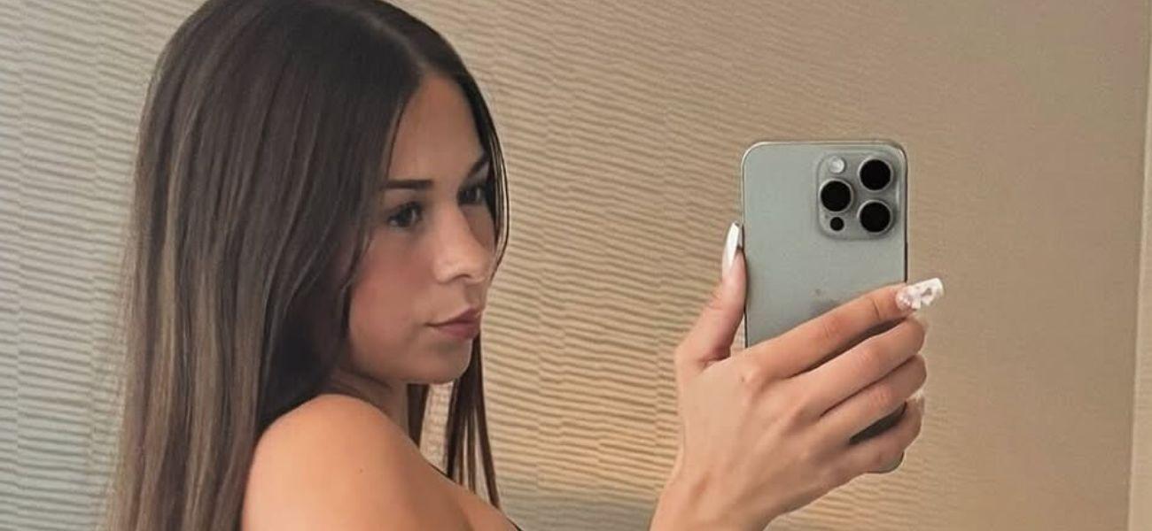 Sophie Rain mirror selfie