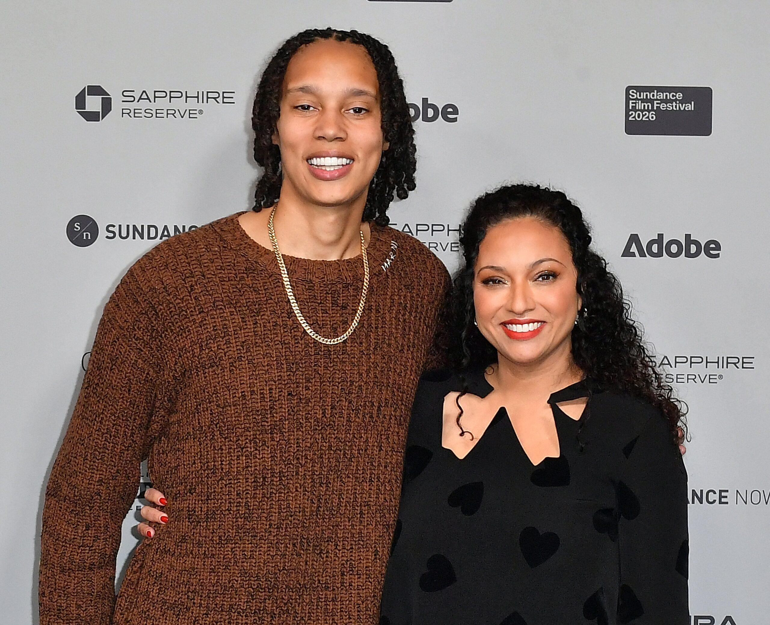 Brittney Griner e Alex Stapleton no tapete vermelho