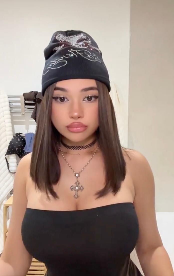 Leila Santese falando para a câmera