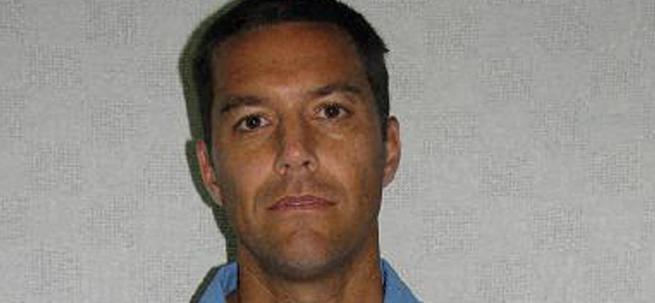 Wife and baby killer Scott Peterson seen in new and old prison mugshots