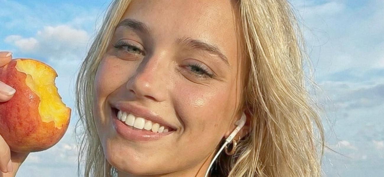 Madison Morgan close up