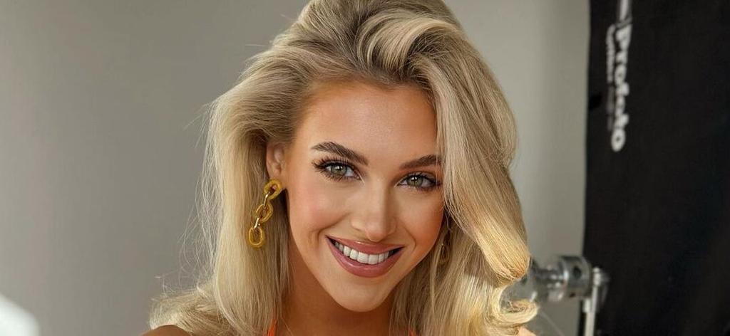 Veronika Rajek Highlights Her Long Legs In A Hot Bikini Video