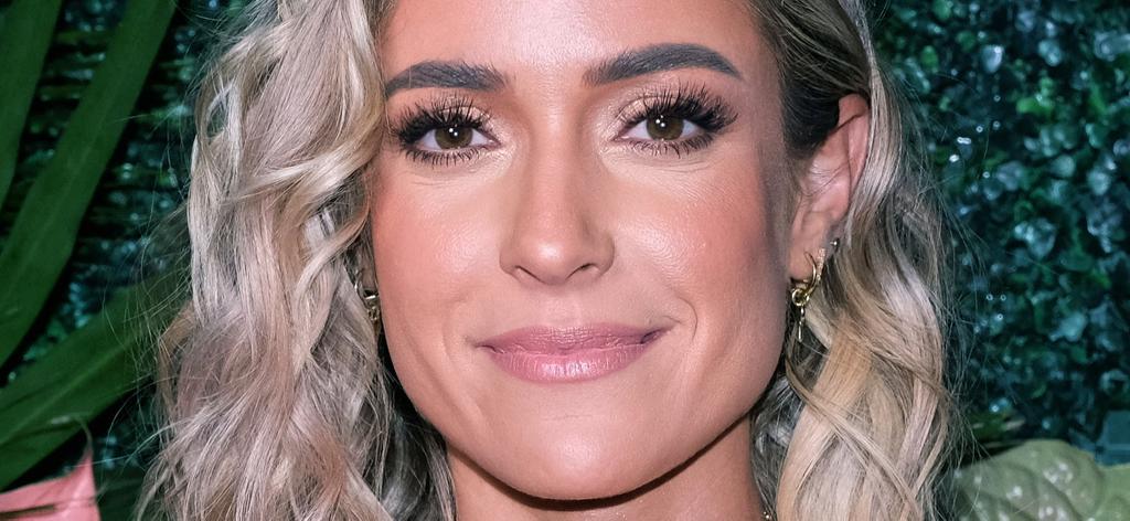 Kristin Cavallari In Bikini On Beach Swing Proves She 'Deserves It'