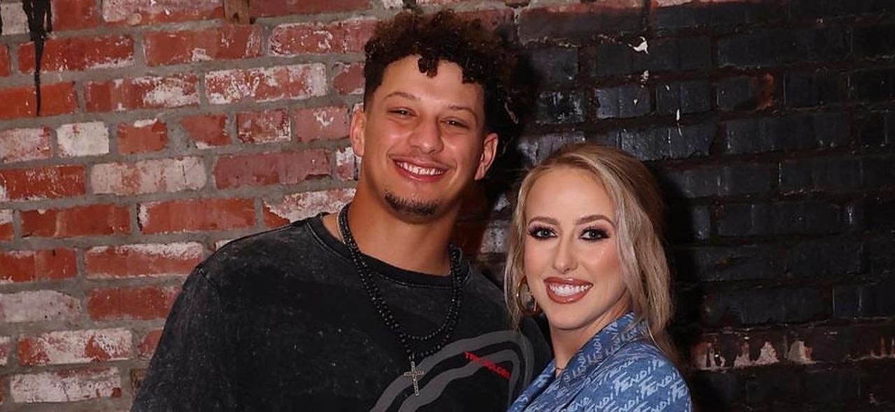 Brittany Mahomes Celebrates Baby At JungleThemed Shower(02)