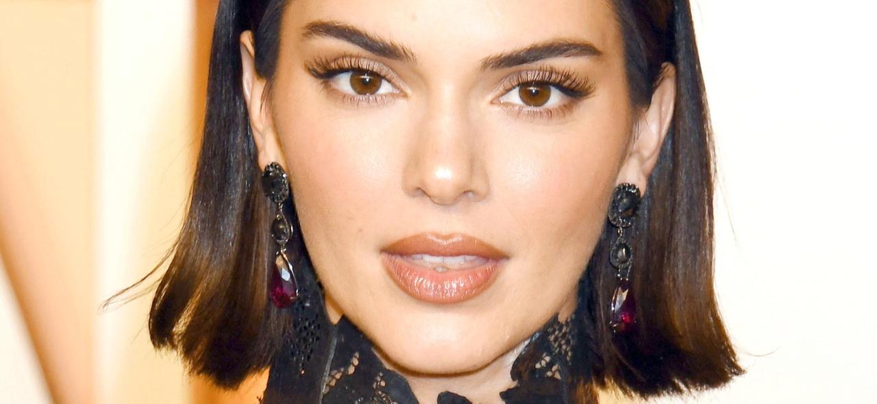 Kendall Jenner Hits The Beach Naked For 30th Birthday