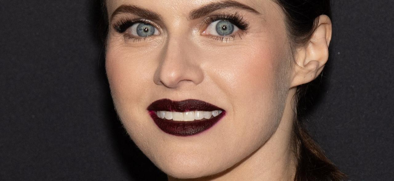 Alexandra Daddario Naked In A Pool Asked Why She's In Heels
