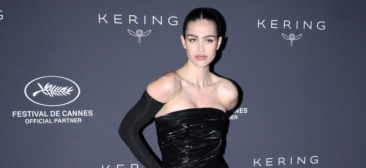 Amelia Gray Hamlin Stuns In Crystal-Studded Dress For Swarovski