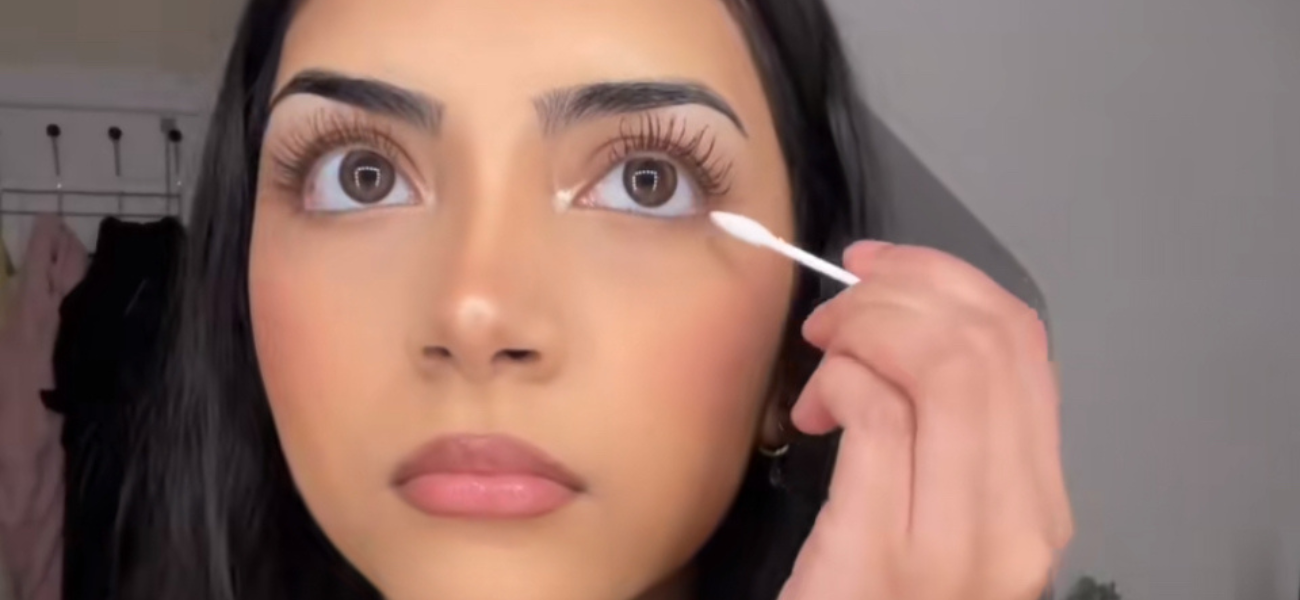 TikTok Divided Experts Weigh In On Viral Vaseline Eye Trend