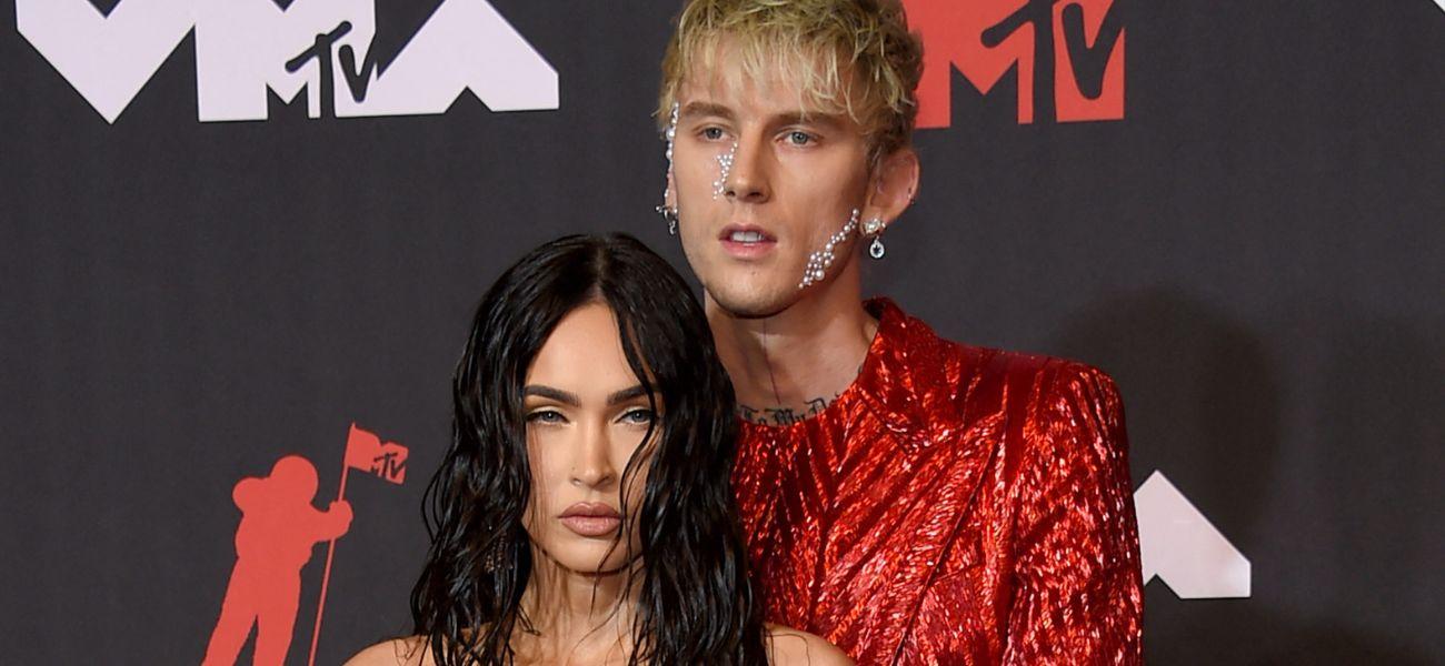 Megan Fox e MGK estão se dando bem novamente Megan Fox e MGK estão se dando bem novamente