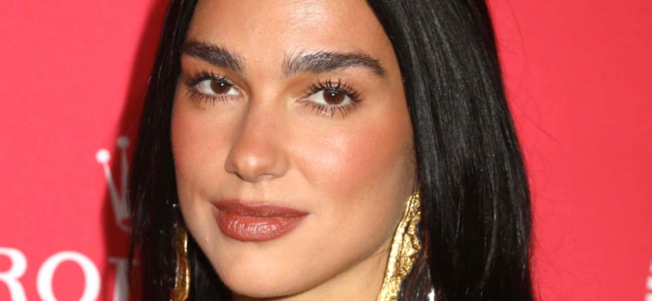 Dua Lipa em biquíni molhado mostra foto ‘menos lisonjeira’.