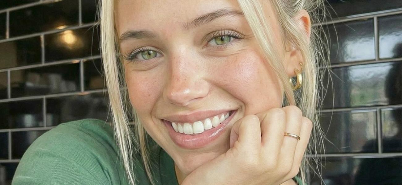 Madison Morgan de biquíni com Starbucks perguntou se ‘eles são reais’