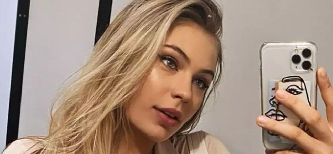 Jutta Leerdam mostra ‘espólio olímpico épico’ na praia