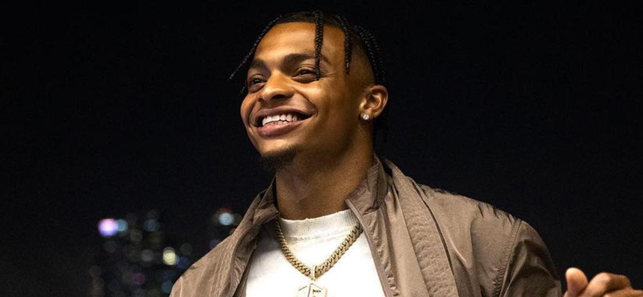 Justin Fields compartilha acontecimentos que o deixaram “chorando” no chão do armário Justin Fields compartilha acontecimentos que o deixaram “chorando” no chão do armário