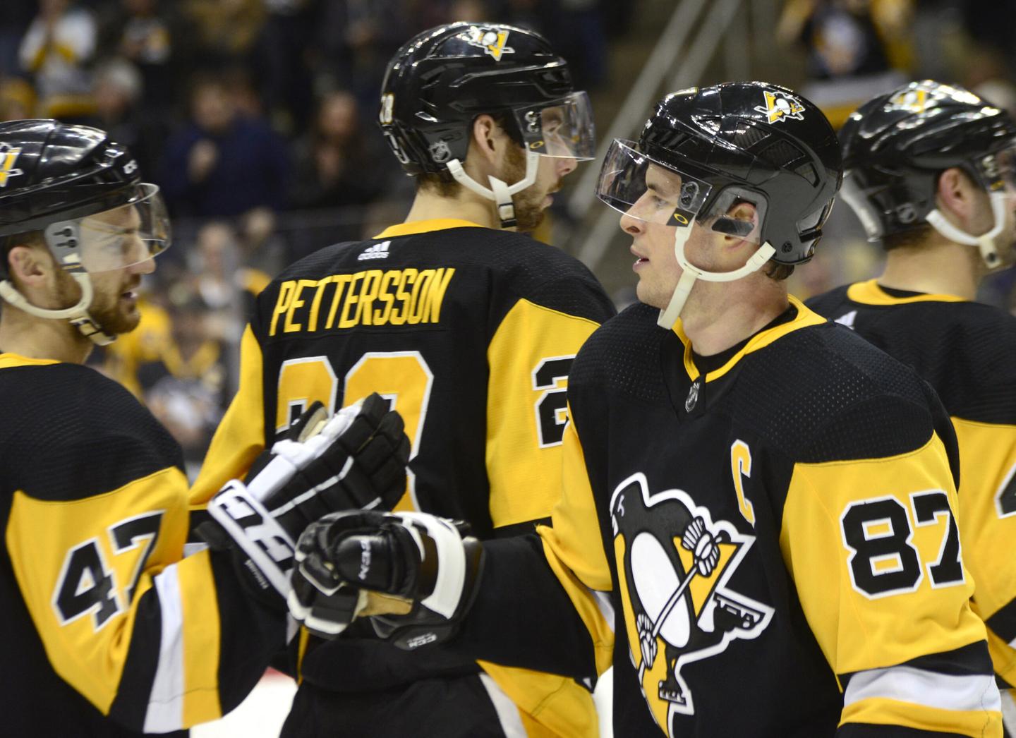 NHL Player Wears Neck Guard After Adam Johnson's Tragic Death