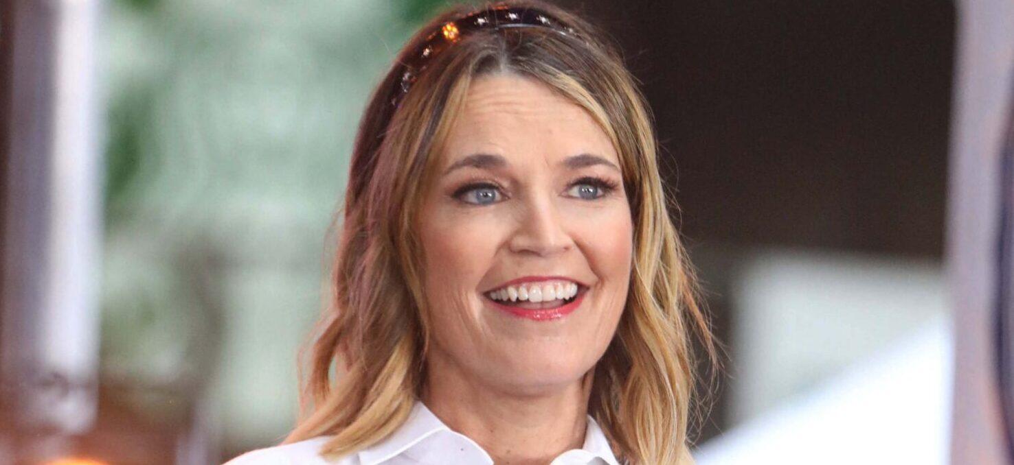 Savannah Guthrie reage ao ouvir sua nova voz