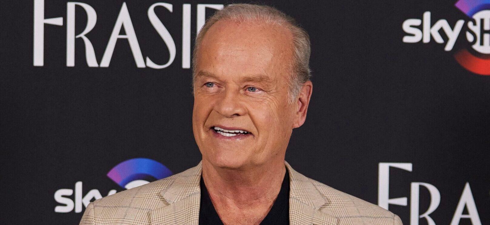 A filha de Kelsey Grammer se dobra em movimento