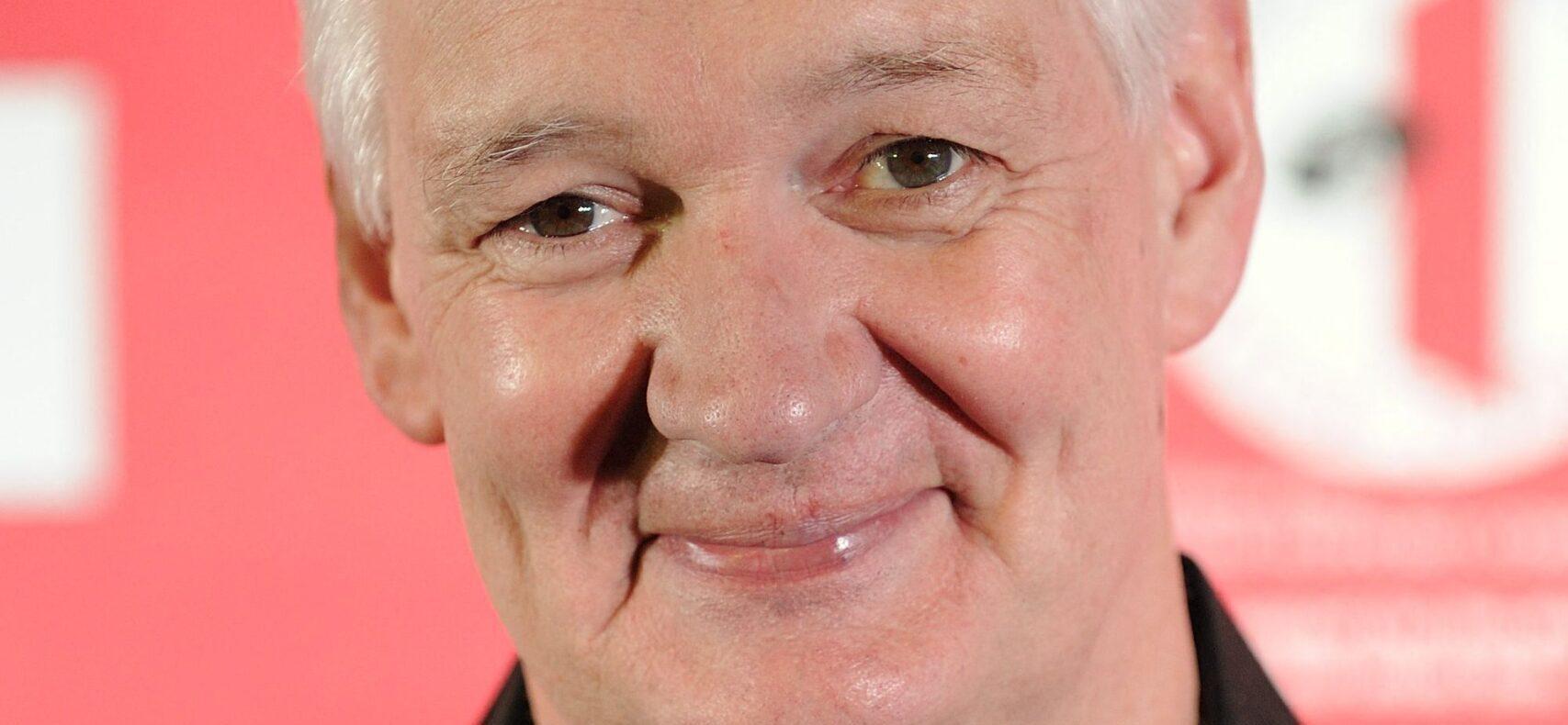 'Whose Line' Star Colin Mochrie Rushed To Hospital For Emergency Surgery