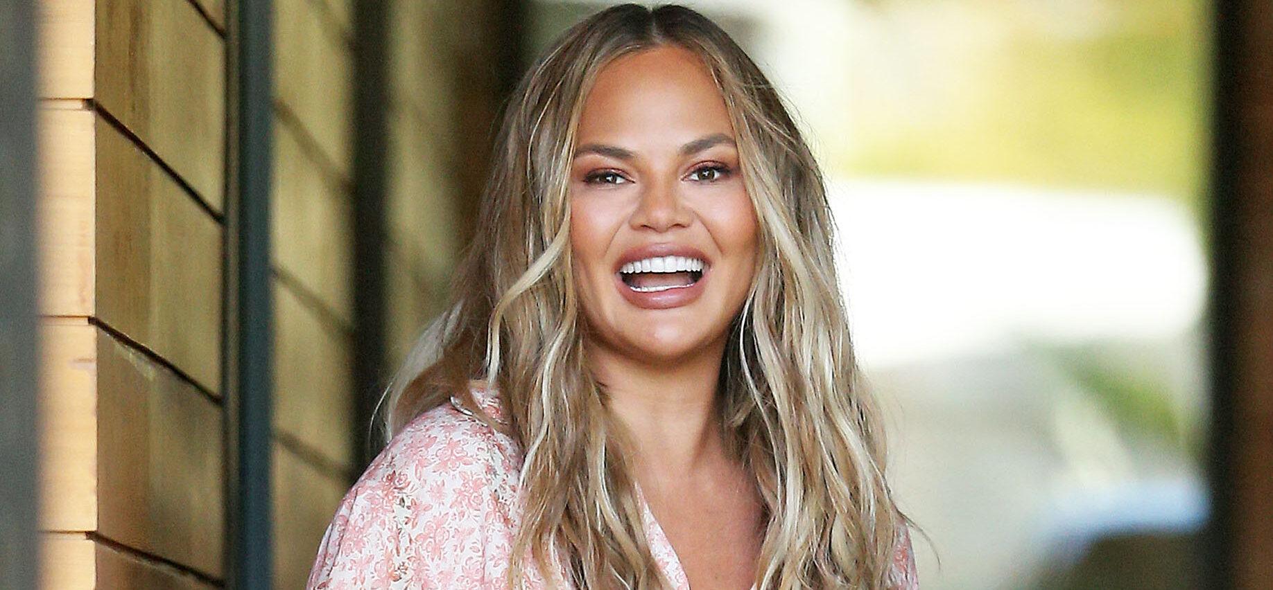 Even A Single Cherry Tomato Could Take A Pregnant Chrissy Teigen Down!