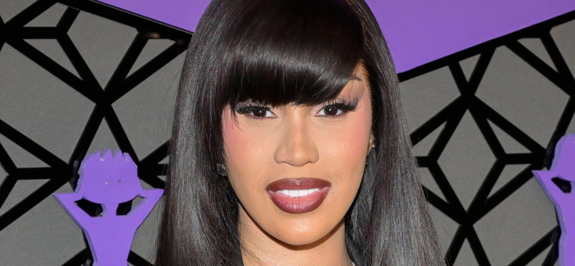 Cardi B admite que terminó su pelea con BIA después de que su álbum no llegó a las listas Cardi B admite que terminó su pelea con BIA después de que su álbum no llegó a las listas