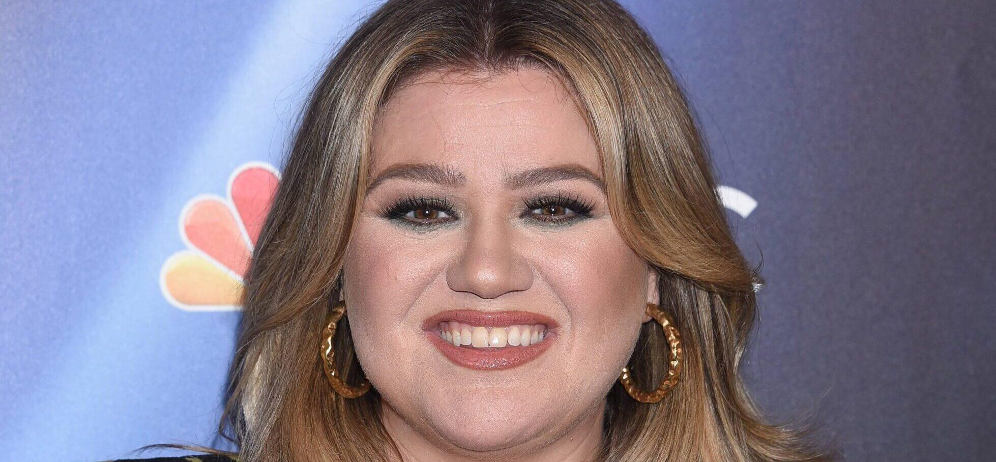Kelly Clarkson's Vegas Meltdown Sparks Staff Revolt And Secret Name