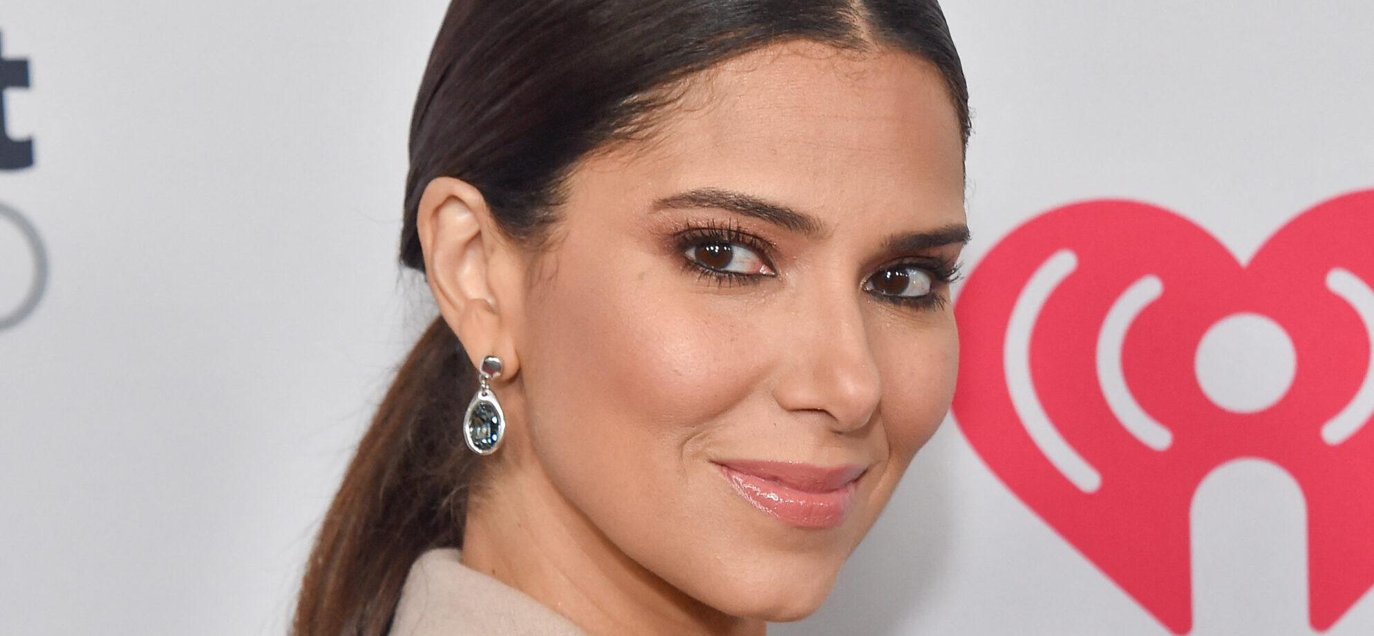 Roselyn Sánchez Turns Cleaning Into A Dance Party With Ultimate Spring Hack