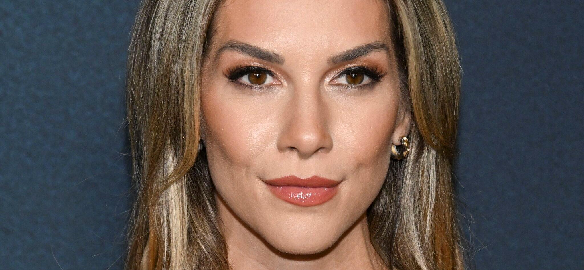 Mãe tWitch vai atrás de Allison Holker com afirmações explosivas de mensagens de texto