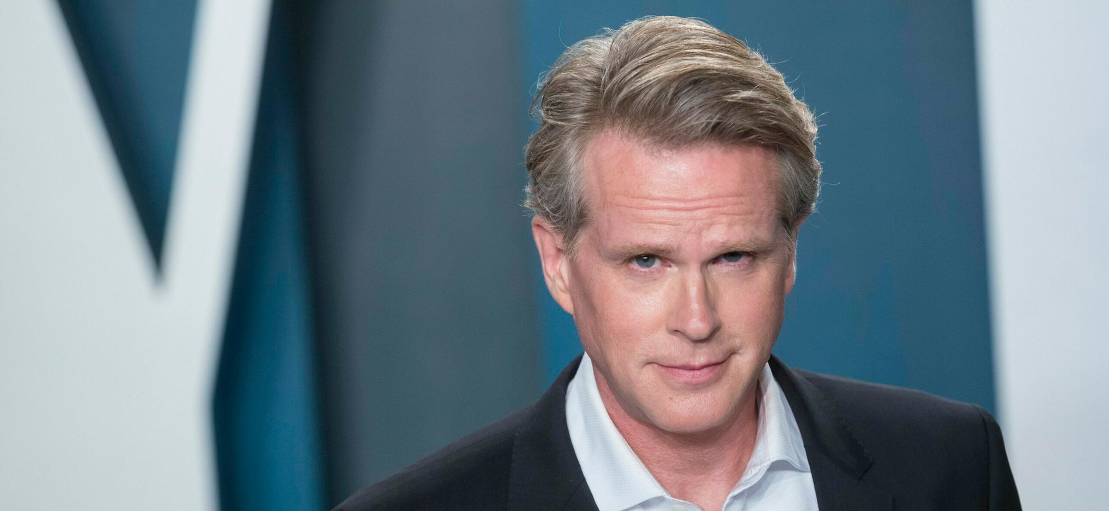 Cary Elwes Shows Off Gruesome Rattlesnake Bite 'Not By A ROUS'