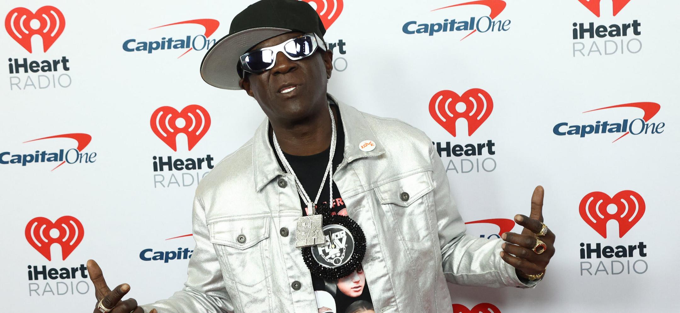 Flavor Flav Celebrates 4 Years of Sobriety!