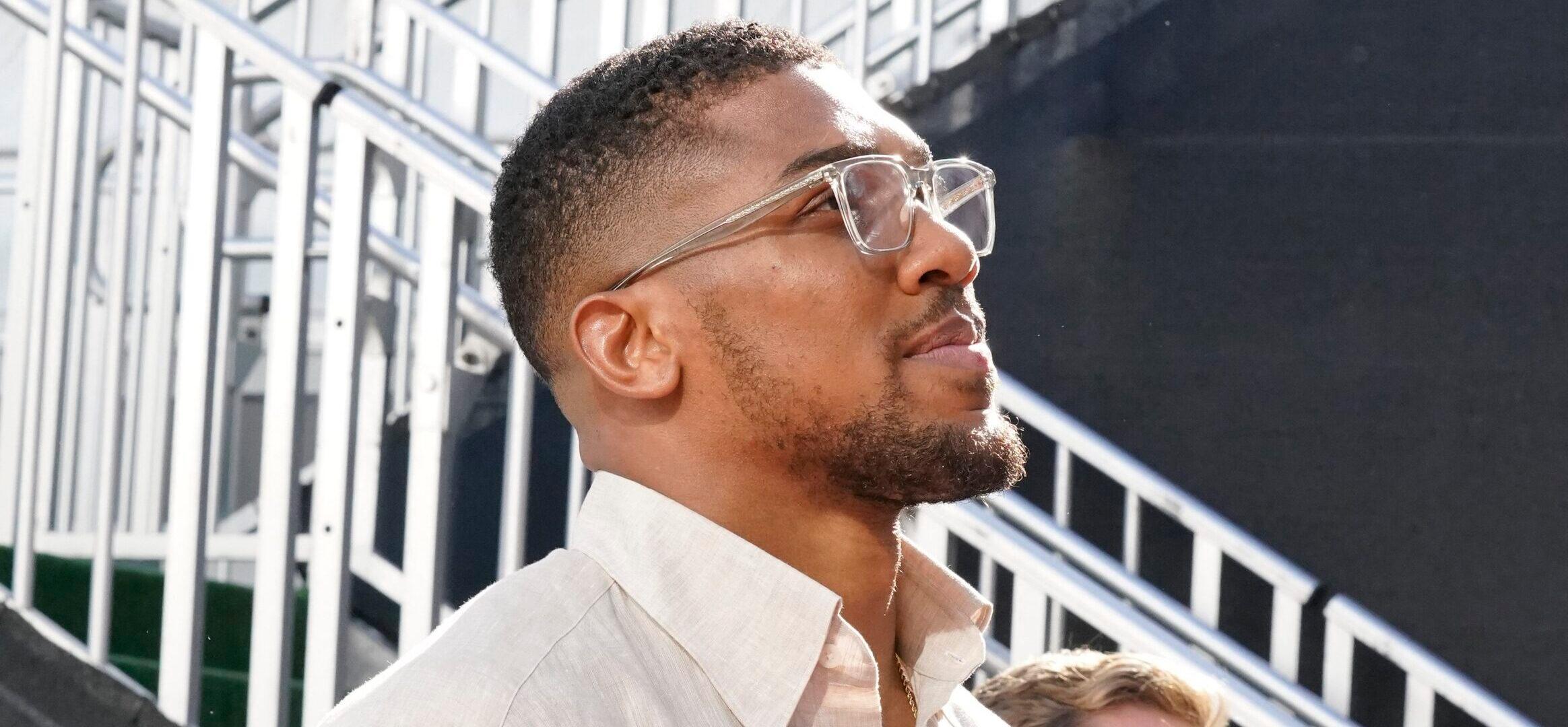 Anthony Joshua estava em condição “estável” após um acidente de carro