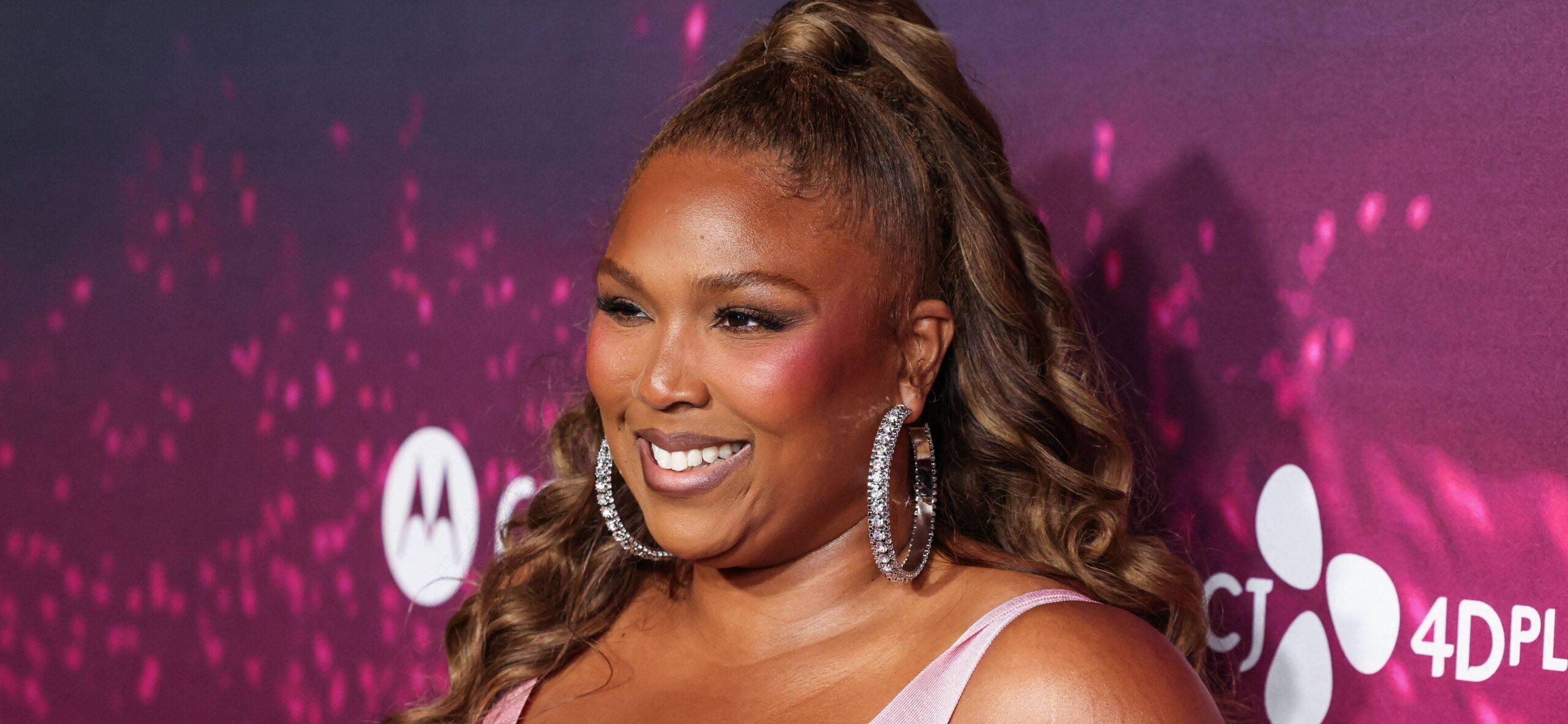 Lizzo pede que “blogs” “apaguem” fotos dela no post do Instagram