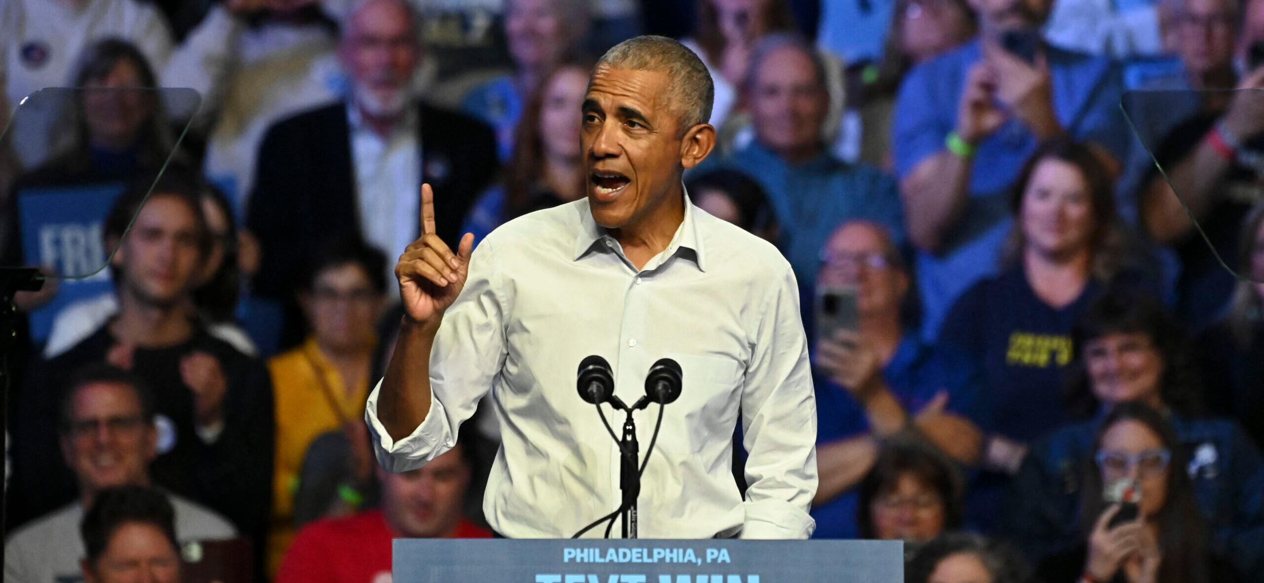 A mídia social elogia “nosso verdadeiro presidente” Barack Obama por condenar o ICE