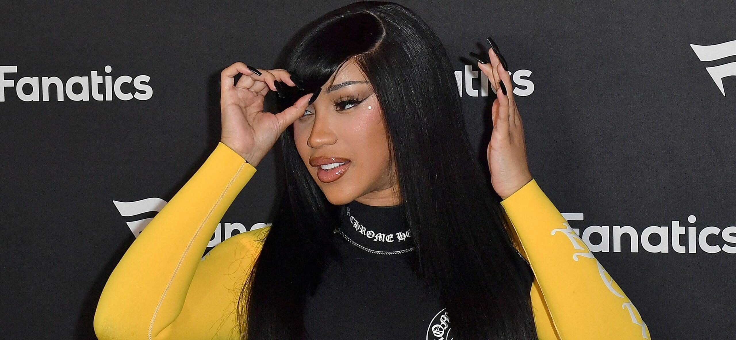 Cardi B enfrenta o ICE ao iniciar sua ‘Little Miss Drama Tour’