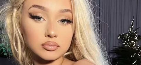 Alabama Barker In Stringy Bikini Shows 'Off The Charts' Body