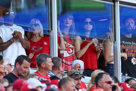 Taylor Swift Leaves Fans In Awe In Red Fur Outfit At Chiefs Game