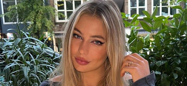 Jutta Leerdam Flaunts Her Chiseled Abs In A Tiny Black Bikini