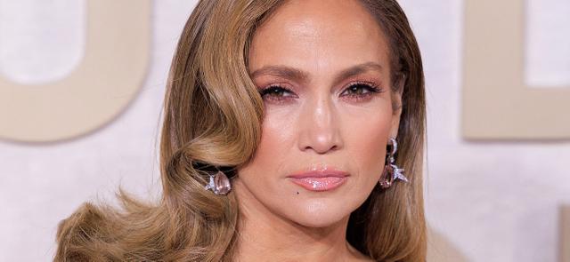 Jennifer Lopez Told Swimsuit Doesn't Look 'Remotely Comfortable'