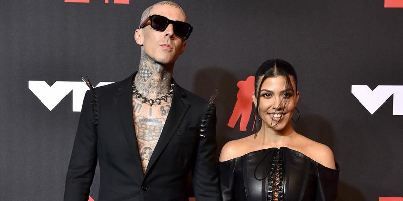 Travis Barker’s Proposes To Kourtney Kardashian In The Most Romantic Place Ever!