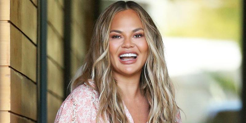 Chrissy Teigen Undergoes An Eyebrow Transplant Surgery, See The Results!