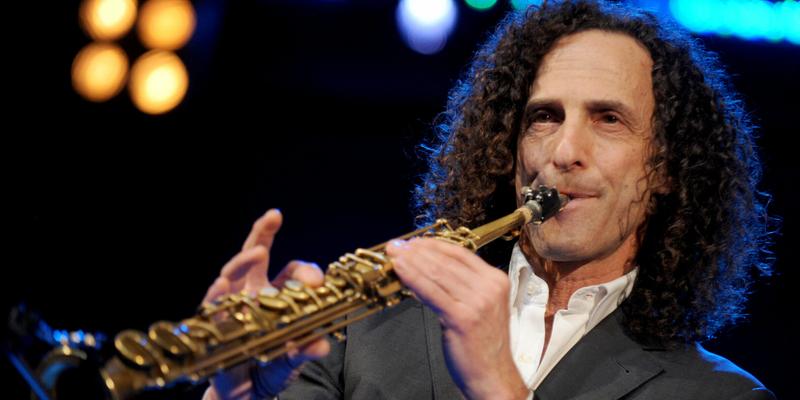 Kenny G’s Hygiene Questioned, Only Washes His Hair ONCE A Month!