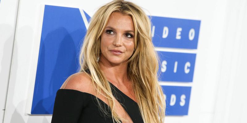 Britney Spears: I Actually Lost 4 Pounds During The Holiday Season!