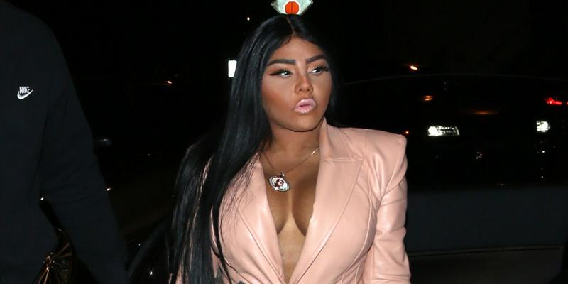 Lil' Kim was seen arriving for dinner at 'Craigs' Restaurant in West Hollywood, CA