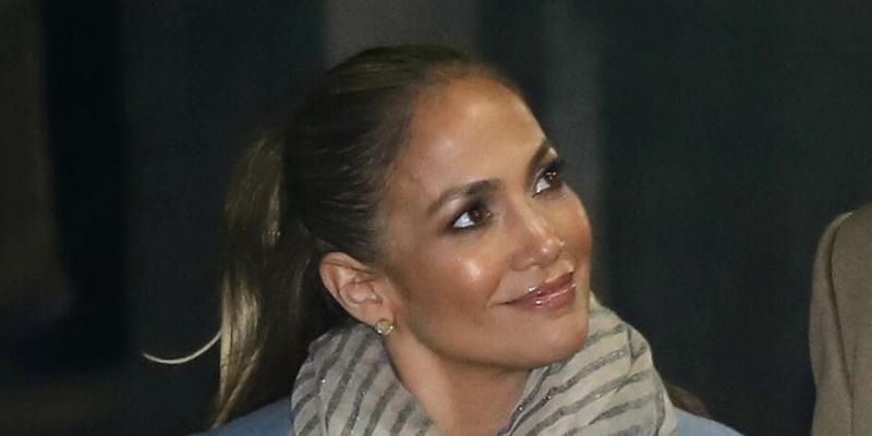 Jennifer Lopez looks at boyfriend Ben Affleck with loving eyes at Jimmy Kimmel appearance