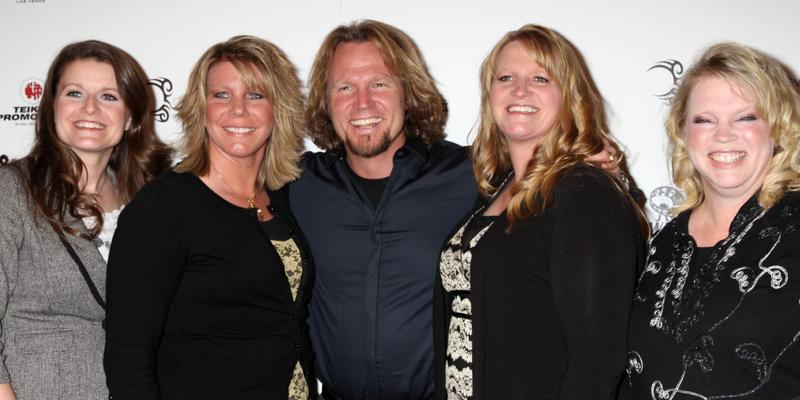 Sister Wives cast smiling