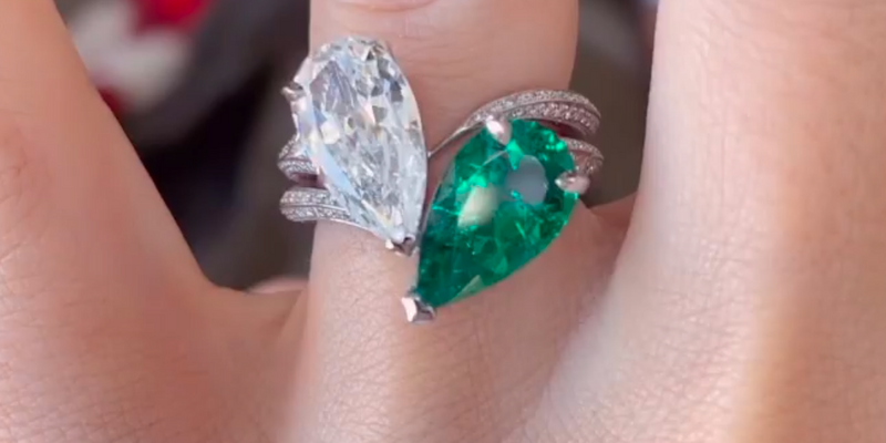 Machine Gun Kelly Flaunts MASSIVE Engagement Ring Given To Megan Fox!