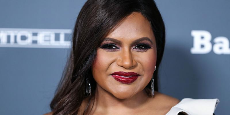 Actress Mindy Kaling wearing Le Vian earrings and a Candy Ice ring arrives at the Baby2Baby 10-Year Gala 2021 held at the Pacific Design Center on November 13, 2021 in West Hollywood, Los Angeles, California, United States. 13 Nov 2021 Pictured: Mindy Kaling.