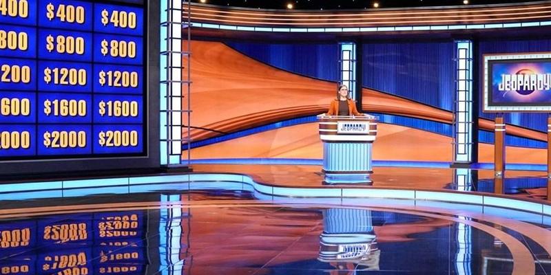 Mayim Bialik on "Jeopardy!" stage